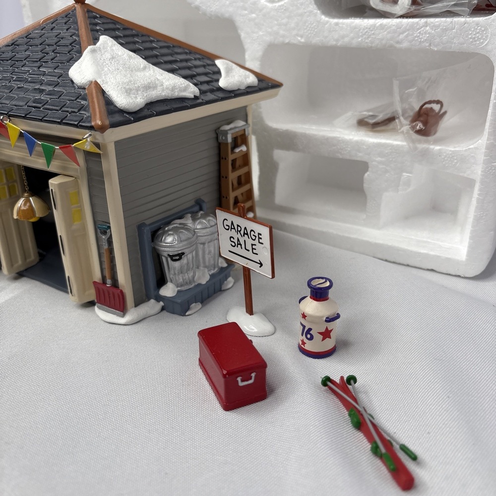 Department 56 Retired Snow Village Another Man's Treasure Garage 1998 - Picture 5 of 12